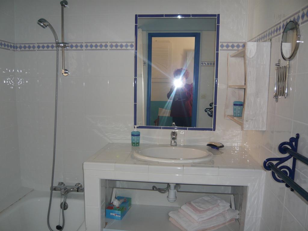 Clermont-lʼHérault La Genestiere B&B 외부 사진